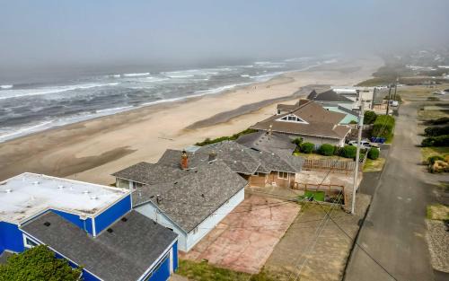 Roads End House | Pacific Peace