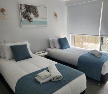 Tugun Apartment | Pacific Surf Absolute Beachfront Apartments
