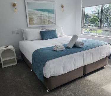 Tugun Apartment | Pacific Surf Absolute Beachfront Apartments