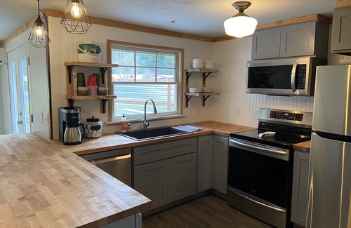 Packwood House | Packwood’s BaseCamp@MtRainier 2bd/2bth-pets