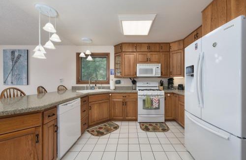 Paw Paw House | Paddler