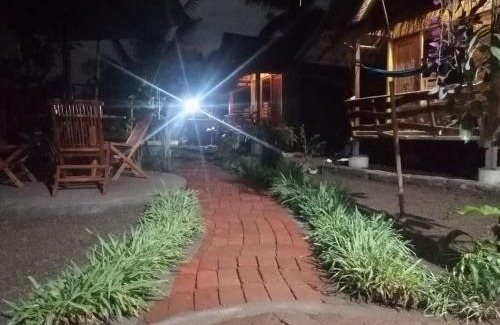 Tetebatu Hotel | Padi Bungalow