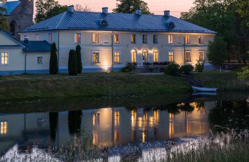 Padise Villa | Padise Manor