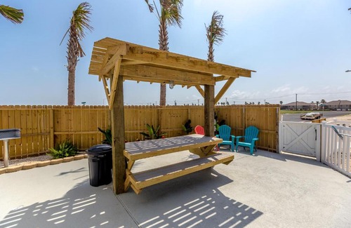 Corpus Christi Villa | Padre Beach View 201K