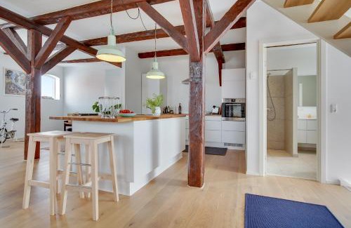 Lokken Apartment | Pakhuset