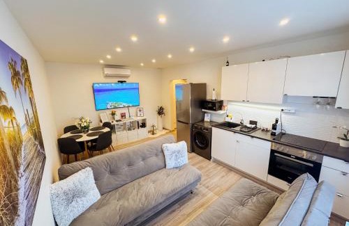 Szekesfehervar Apartment | Palace City Apartman,T13, AC, Klima