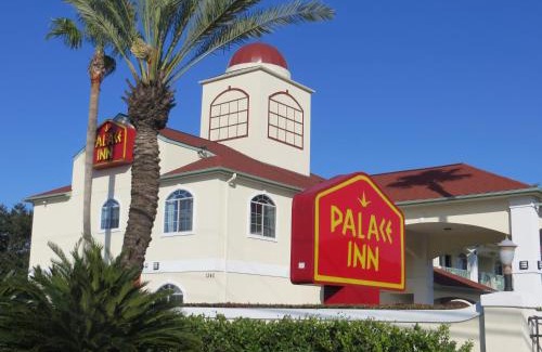 Spring Branch West Hotel | Palace Inn Beltway 8 & Westview