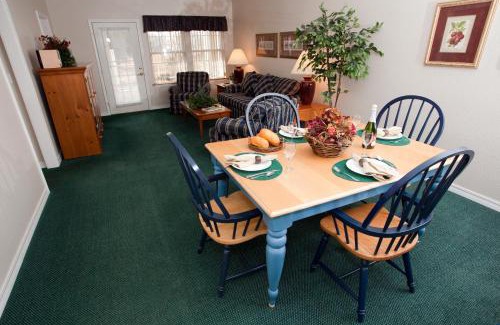 Branson Hotel | Palace View Resort by Spinnaker