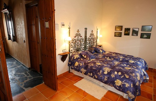 Torrejon El Rubio Hotel | Palacio Viejo de las Corchuelas
