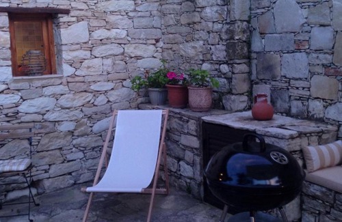 Dhoros House | Palataki House