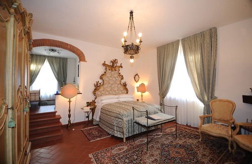 Civitella in Val di Chiana Hotel | Palazzo Tarlati Residenza d'Epoca