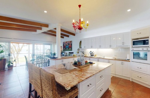Brisbane Waterfront House | PALAZZO ON THE BEACH