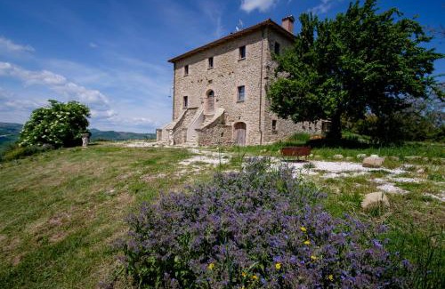 San Leo Villa | Palazzo Serre - Natura & Piscina