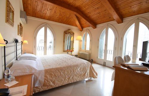 Gravina in Puglia Bed & Breakfast | Palazzo Sottile Meninni - CLASSIC ROOMS EXPERIENCE