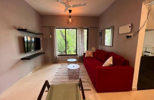 Khar Apartment | Pali Carters Building 102, 20th Road, Khar West by Connekt Homes