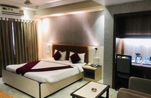 Park Street Hotel | Pallavi International