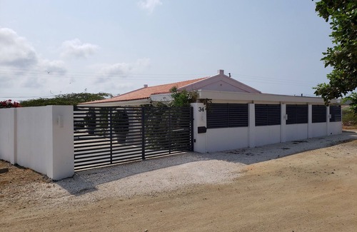 Palm Beach Villa | Palm Beach # 34 Suitable for 8 persons