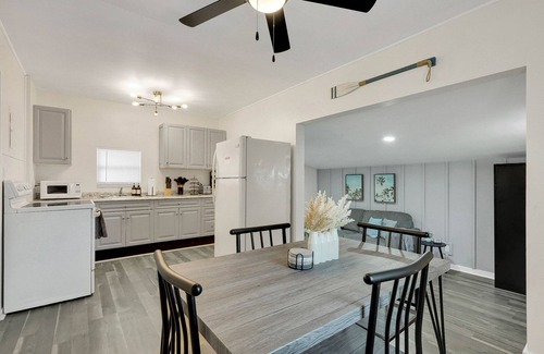 Palm Beach - West Palm Beach Cottage | Palm Beach Bungalow Getaway