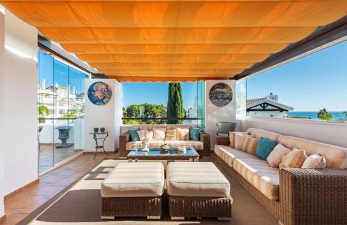 Marbella House | Palm Beach Frontline Penthouse