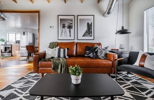 Gilbert House | Palm · Bungalow at Palm w/Fire pit + steps from Downtown