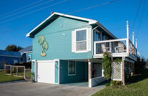 Palm Harbor House | Palm Tiki