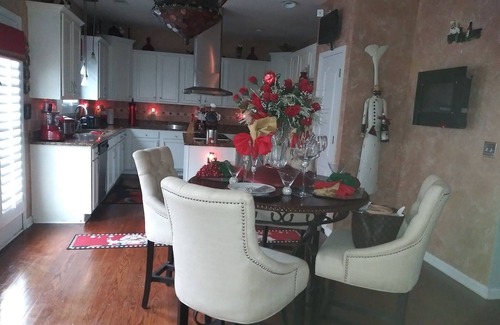 Lithonia House | Palm Trees & Water Falls California Living in the South
