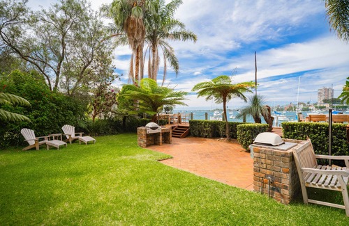 Elizabeth Bay Apartment | Palm View Collective