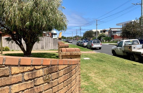 Inverloch House | Palm Waters 1 Inverloch