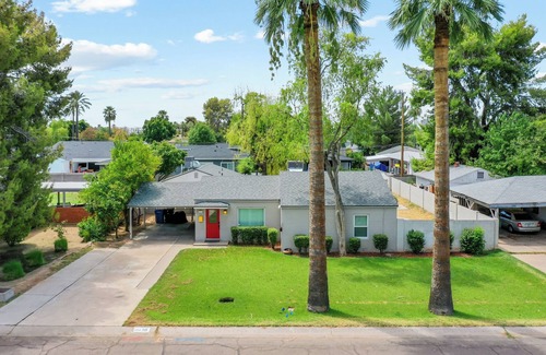 Camelback East Apartment | Palmera Place Uptown Phoenix