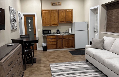 Grand River Apartment | Palmers Hideaway Best Value Studio in Prime Hunting Area
