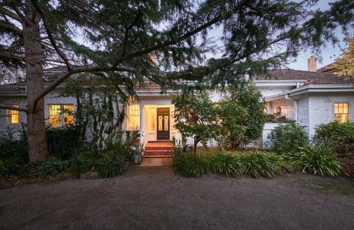 Balnarring Beach House | Palmers Hill - a rambling gem by the beach
