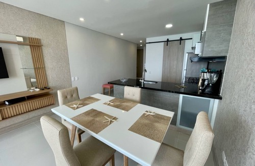 El Laguito Apartment | Palmetto Sunset 1002 deluxe 2Br