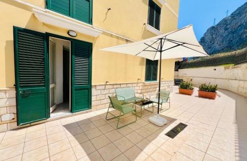 Isola delle Femmine House | Palmira