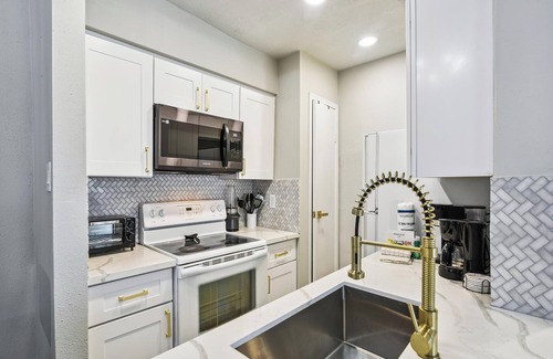 Galveston Condo | Palms at Cove View 806 - Bougie Beach Bungalow