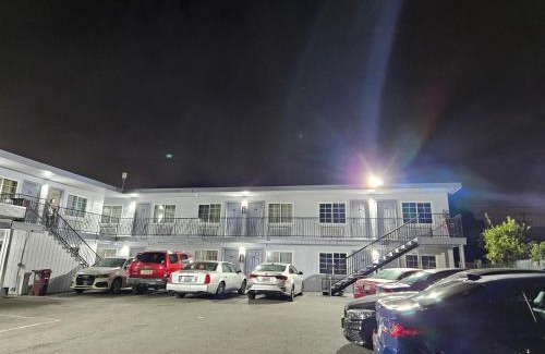 Longfellow Hotel | Palms motel