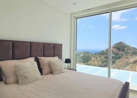 Ojen Apartment | Palo Alto