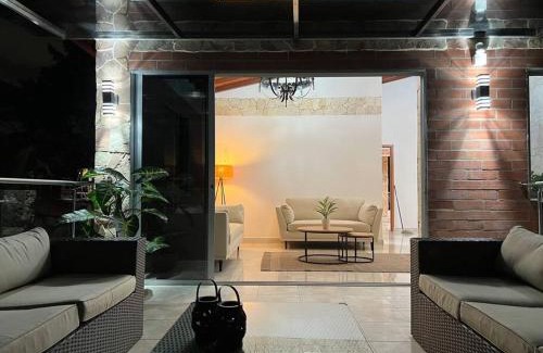 El Tesoro House | Palos altos house Poblado 6 min to Provenza