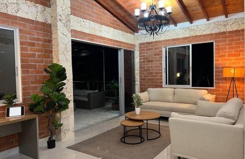 El Tesoro House | Palos altos house Poblado 6 min to Provenza