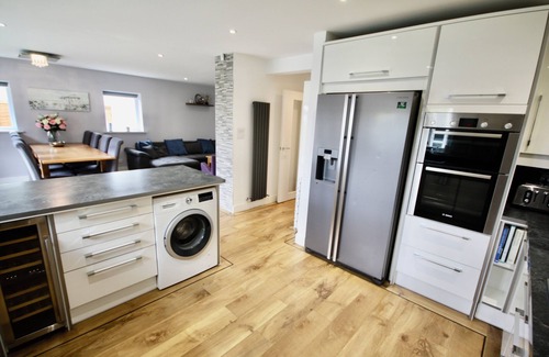 Ferndown House | Pamper house holiday home and annex