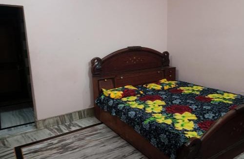 Mathura House | Pancha Tattva Nivas