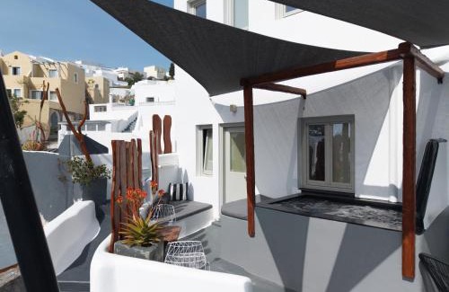Fira Apartment | PAnDa private jaccuzi apartments