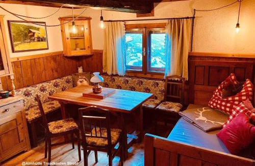 Radenthein House | Panorama Almhütte Nockberge