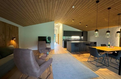 Trenkwald Ski Chalet | Panorama Chalets for 4-6 persons - Panorama Chalets Pitz Alpin