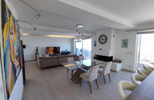 Ta' Giorni Apartment | Panorama Designer Penthouse