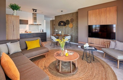 Thorn Apartment | Panorama Lake View Apartment 6p