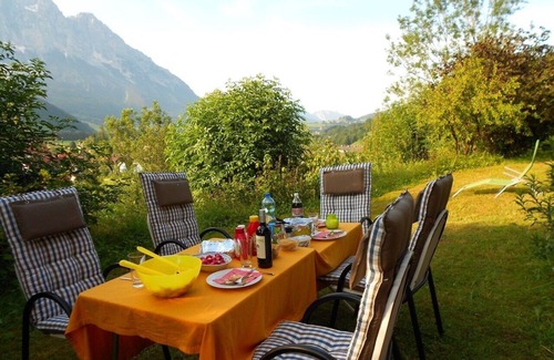 Oeblarn House | Panoramablick auf den Grimming