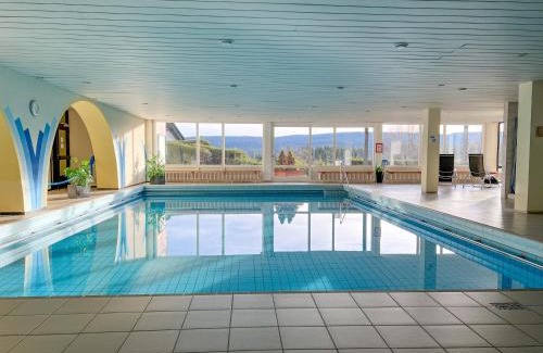 Kappel Apartment | Panoramablick mit Schwimmbad und Sauna