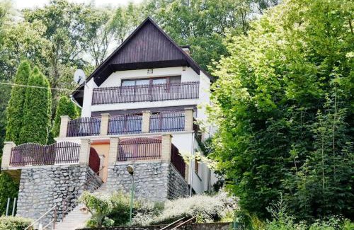 Bukkszentkereszt Apartment | Panoramahaus auf dem Gipfel des Bükk