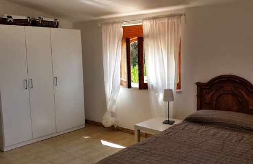 Fuscaldo Apartment | Panoramic apartment in villa 300 meters from the sea, private garden with sea view