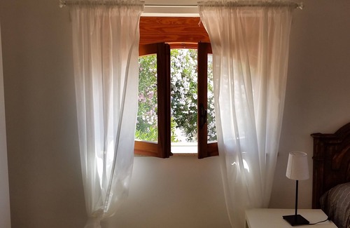 Fuscaldo Apartment | Panoramic apartment in villa 300 meters from the sea, private garden with sea view